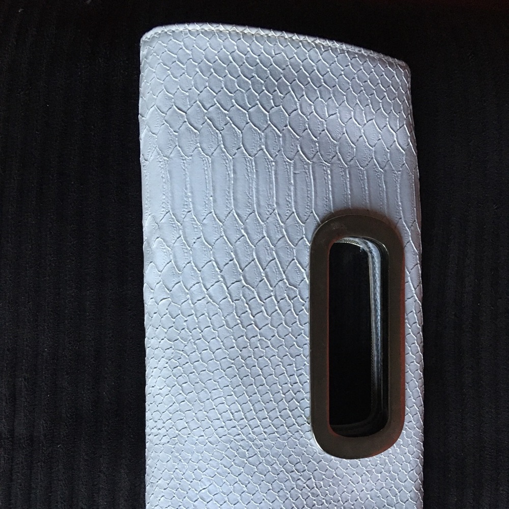 EXPRESS CLUTCH - Picture 3 of 7